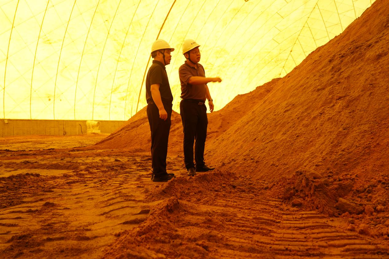 李艾东一行调研华体会网页版-华体会(中国)机制砂和砂石集散中心项目