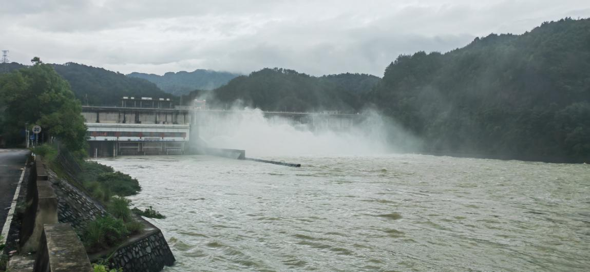 华体会网页版-华体会(中国)全力迎战汛期   坚决打赢安全度汛硬战   确保库区人民群众生命财产安全